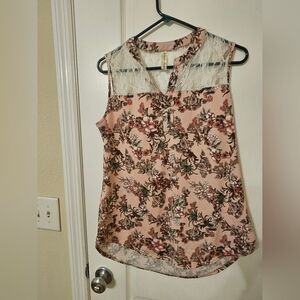 PerSeption Concept Pink Floral Lace Top